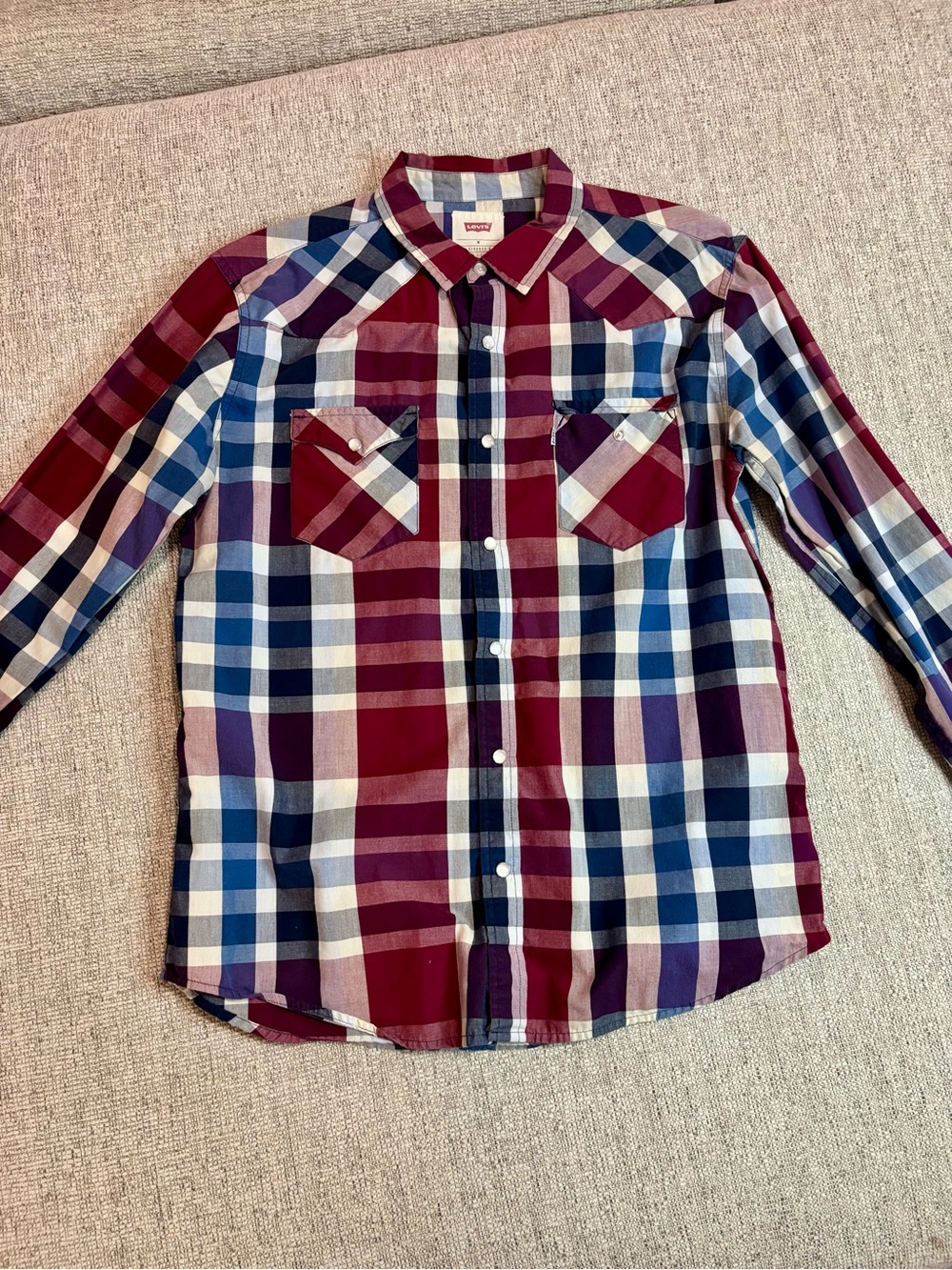 Levi's Burgundy & Navy Plaid Button-Down Shirt